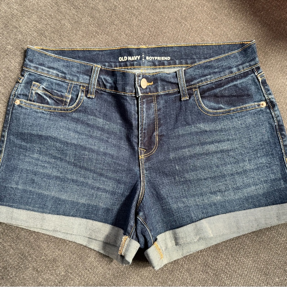 NWOT Old Navy denim shorts